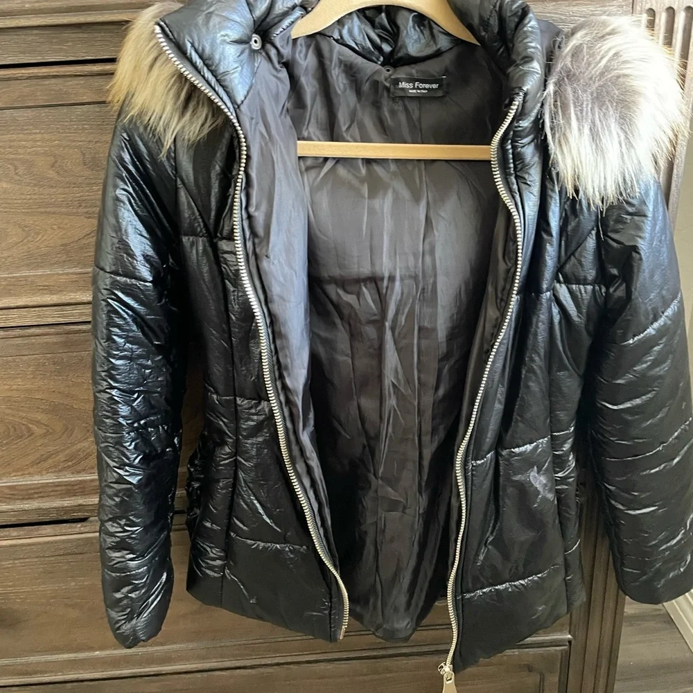 Girls' Black Puffer Jacket with Faux Fur Trim